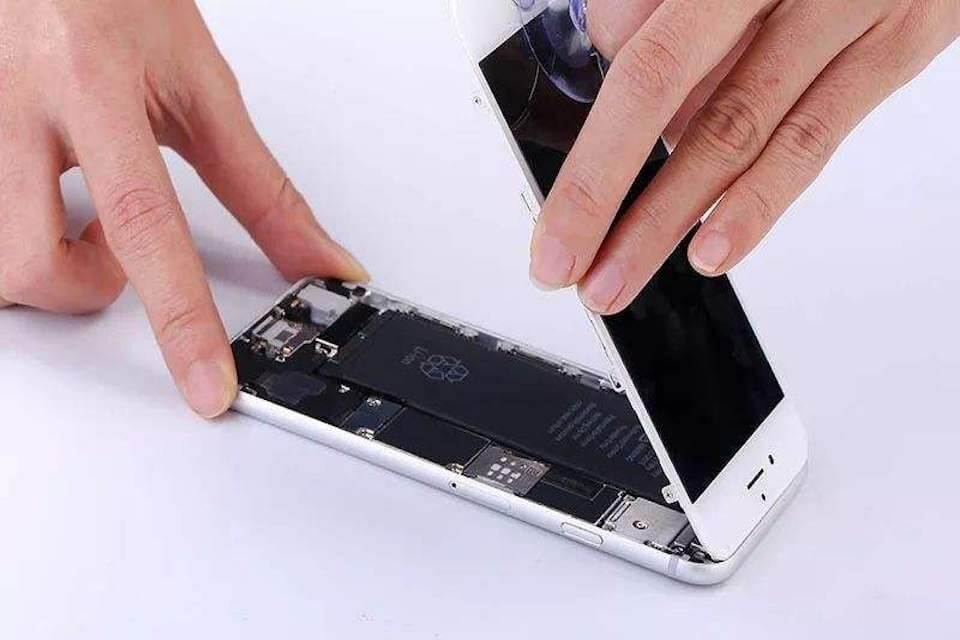 iPhone 8 plus換電池後，竟導致無法開機！