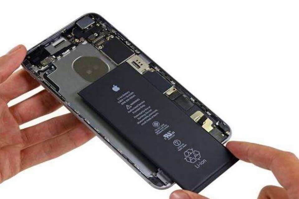iPhone 6換電池，小心造成面板故障，糾紛不斷！
